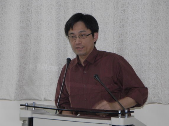 主講人黃慶文助理研究員。