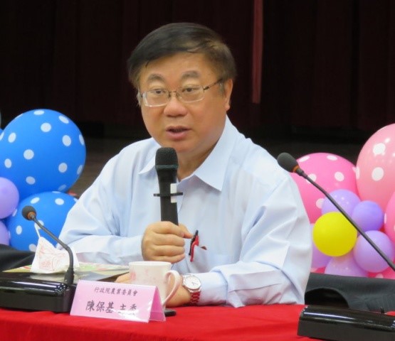 陳保基主委主持與農民有約座談餐會