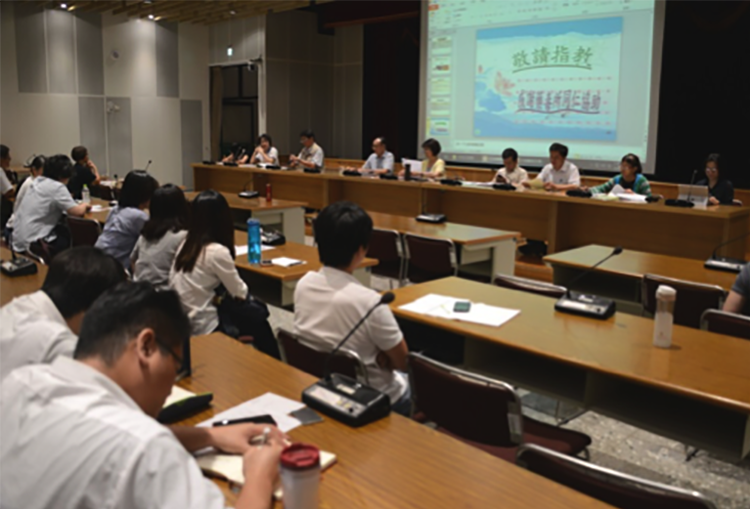 綜合座談時間，本所主管、主講人及與會者意見交流