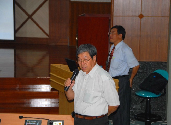 高清文所長擔任主持人。