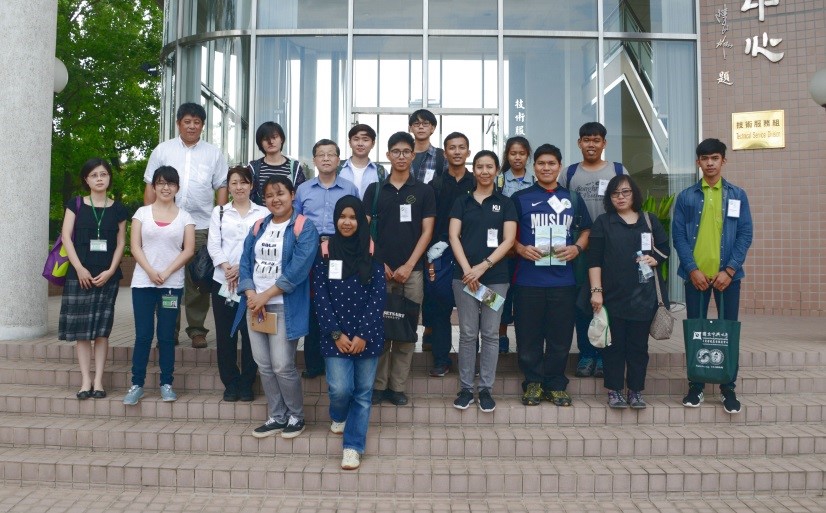 泰國農業大學師生與本接待人員合影留念。