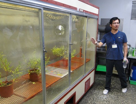 自走可定速噴嘴器械操作示範。