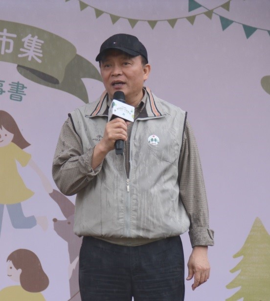 林主委聰賢強調未來農藥審查案件從申請到審查更公開透明(圖片提供 林務局)。
