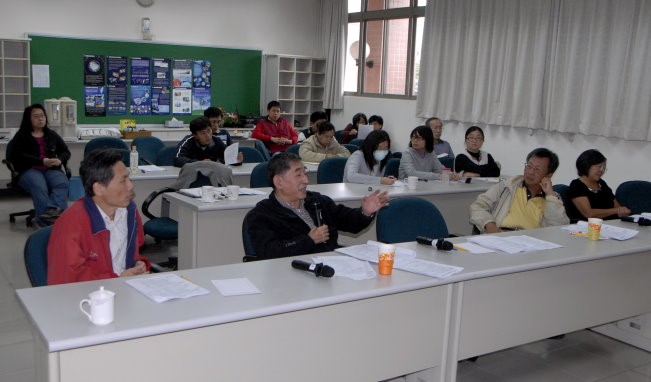 科技計畫研究報告審查委員。