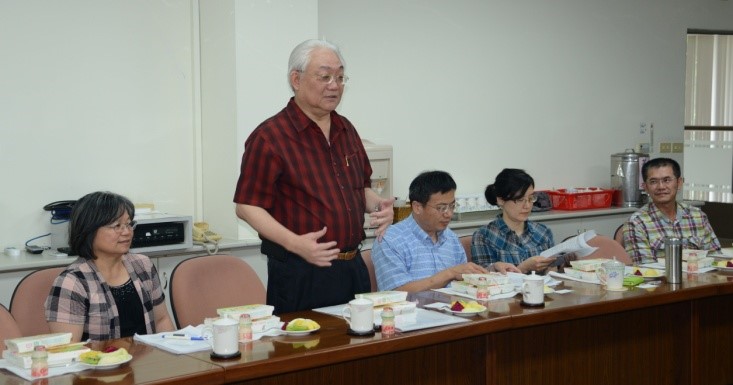 蘇文瀛副所長主持交流座談。