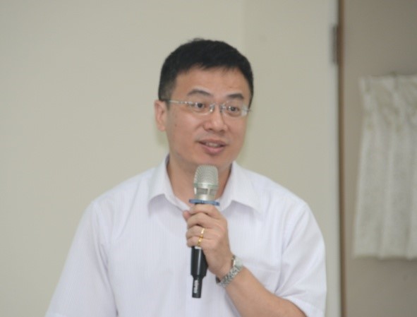 應用毒理組蔡韙任組長擔任主持人。