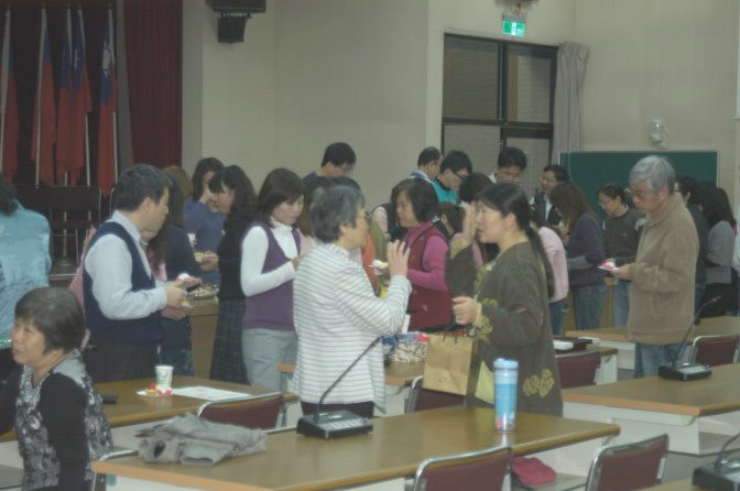 退休茶會同仁出席踴躍。