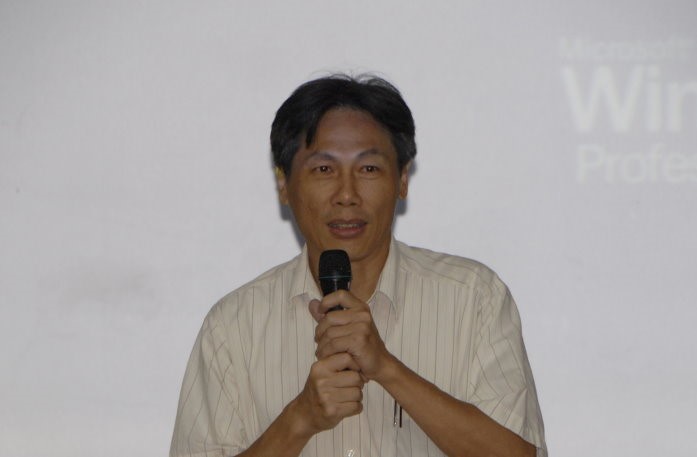 馮海東副所長主持開訓典禮。