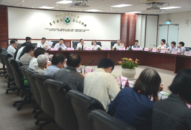 會議現場翦影。