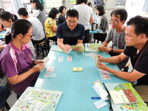 國小教職員熱烈參與本活動，收穫豐富
